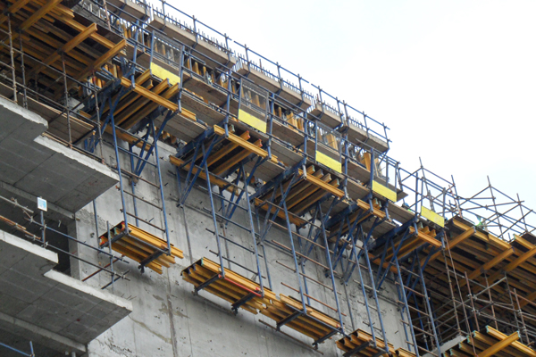 
                Crane Assisted Climbing Formwork
            