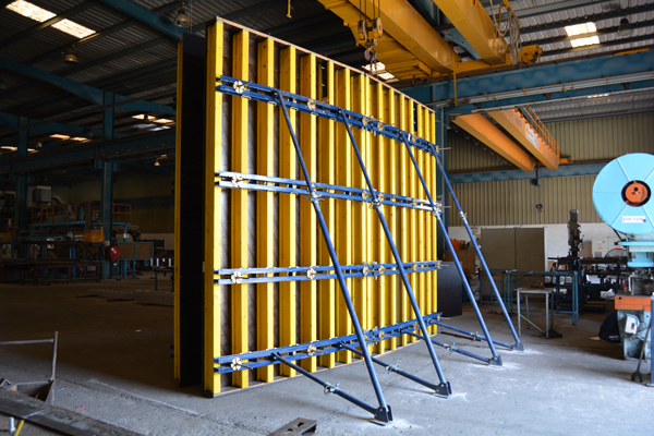
                Curved Wall System
            